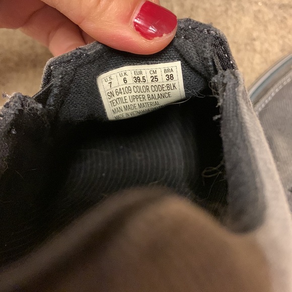 Men's Skechers Casual Walking Shoe size 7 Memory Foam - Picture 6 of 6